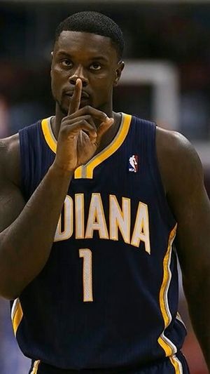 Video post by @magichourai on Facebook