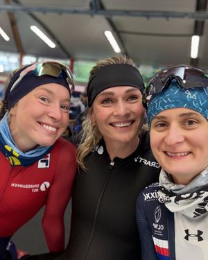 Image post by @isuspeedskating on Instagram