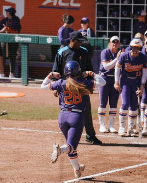 Image post by @clemsonsoftball on Instagram