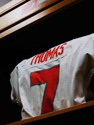 Image post by @unmlobofb on Instagram