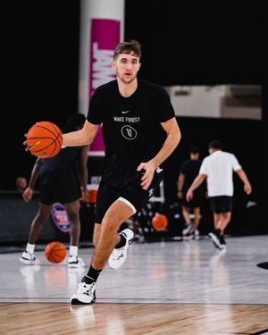 Image post by @wakembb on Instagram
