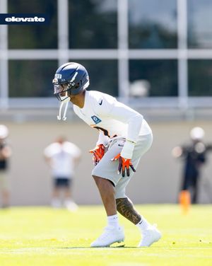 Image post by @broncosespanol on Instagram
