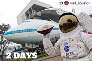 Image post by @housuperbowl on Instagram