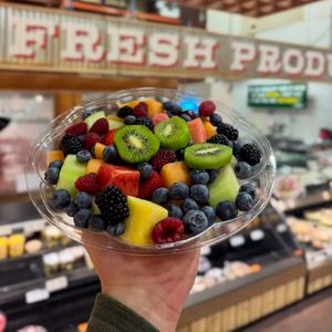Image post by @stewleonards on Instagram