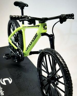 Image post by @minibicis on Instagram