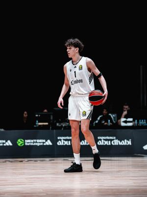 Image post by @londonlions on Instagram