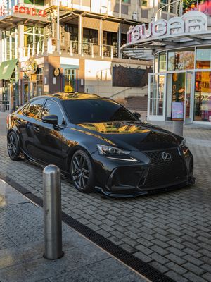 Image post by @zee.driven on Instagram