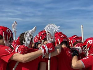 Image post by @TheCrownLax on Twitter