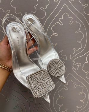 Image post by @dillards on Instagram