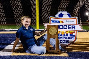 Image post by @ariannagrainey on Instagram