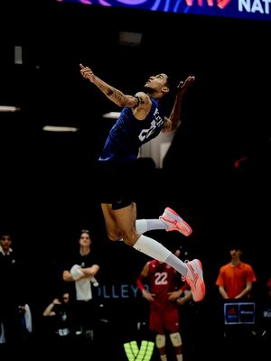Image post by @mizunovolleyballusa on Instagram