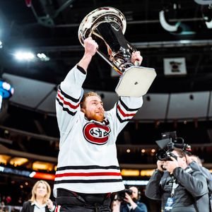 Image post by @scsumhockey on Instagram