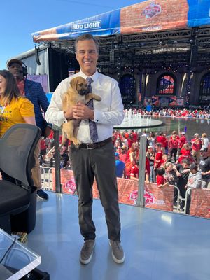 Image post by @MoveTheSticks on Twitter