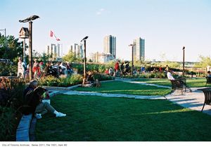 Image post by @toronto_archives on Instagram