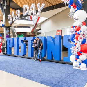 Image post by @DetroitPistons on Twitter