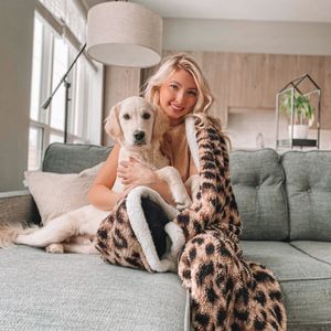 Image post by @shopfillyflair on Instagram