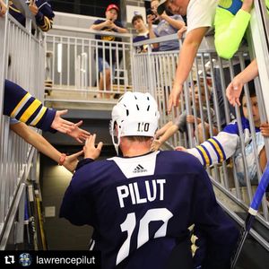 Image post by @buffalosabres on Instagram