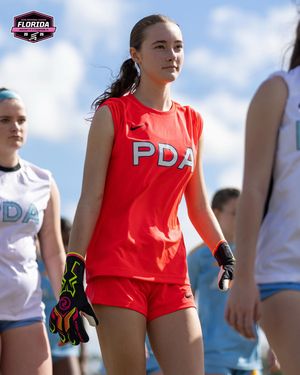 Image post by @ecnlgirls on Instagram