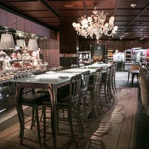 Image post by @bazaarbyjose on Instagram