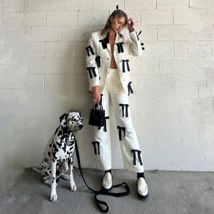 Image post by @monicaaksamit on Instagram