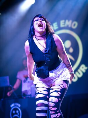 Image post by @tannenrobertsmedia on Instagram