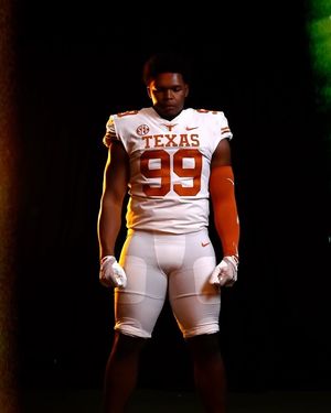 Image post by @texasfootball on Instagram