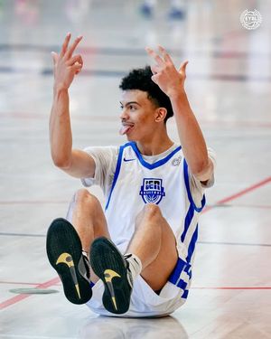 Image post by @nikeeyb on Instagram