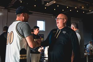 Image post by @WakeMBB on Twitter