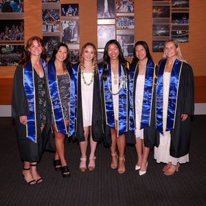 Image post by @uclagymnastics on Twitter