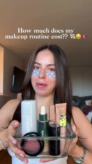 Video post by @anyaweitz on TikTok