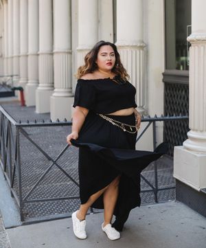 Image post by @loralyee on Instagram