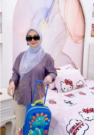 Video post by @riaricis on TikTok