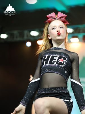 Image post by @varsityallstar on Instagram