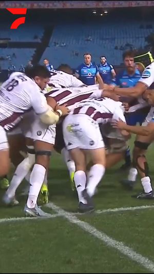 Video post by @FloRugby on Facebook