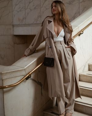 Image post by @minanozariofficial on Instagram