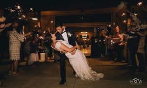 Image post by @howlaophotography on Instagram