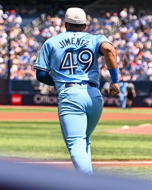 Image post by @BlueJays on Twitter