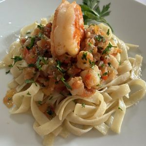 Image post by @lerougebistro on Instagram