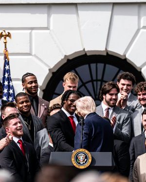 Image post by @OhioStateFB on Twitter