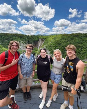 Image post by @thomasmoreky on Instagram