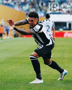 Image post by @daznfootball on Instagram