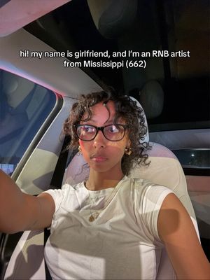 Video post by @girlfriend.____ on TikTok