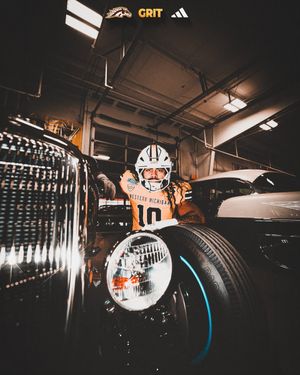 Image post by @WMU_Football on Twitter