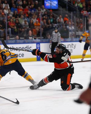 Image post by @echlhockey on Instagram