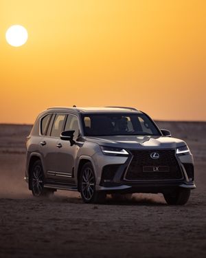 Image post by @discoverlexus on Instagram