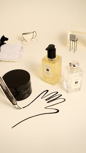 Video post by @jomalonelondon on TikTok