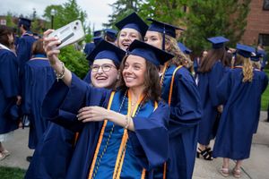 Image post by @hopecollege on Facebook