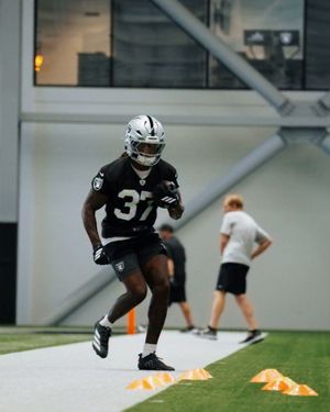 Video post by @Raiders on Facebook