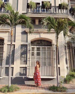 Image post by @shesheei on Instagram