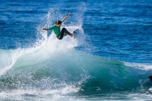 Image post by @wsl.qs on Instagram